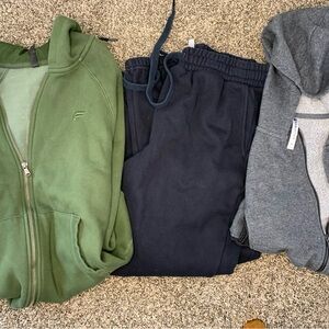 Women’s Fabletics athletic clothing bundle size medium